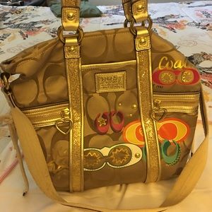 Authentic coach poppy crossbody bag/tote